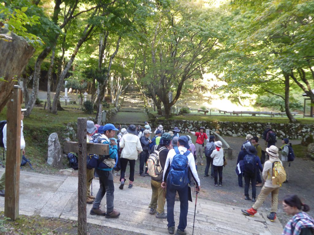逆さ撮り　バスガイド ブログ | 奥びわ湖観光ボランティアガイド協会